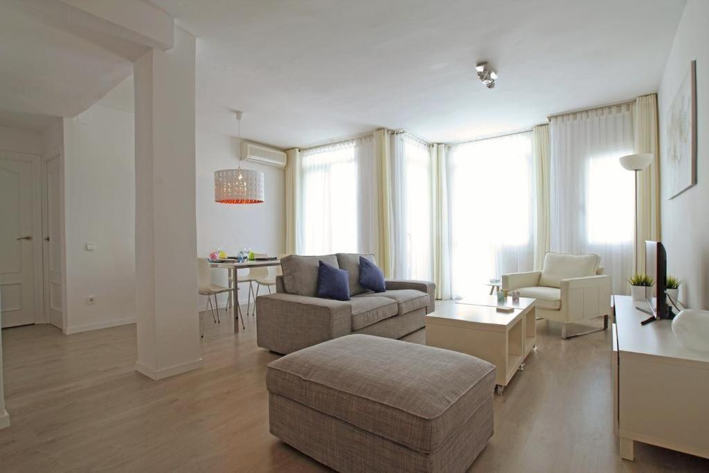 Warm Sands Apartment By Hello Homes Сиджес Экстерьер фото