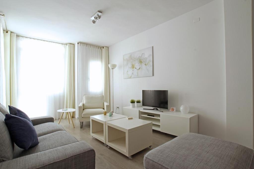 Warm Sands Apartment By Hello Homes Сиджес Экстерьер фото