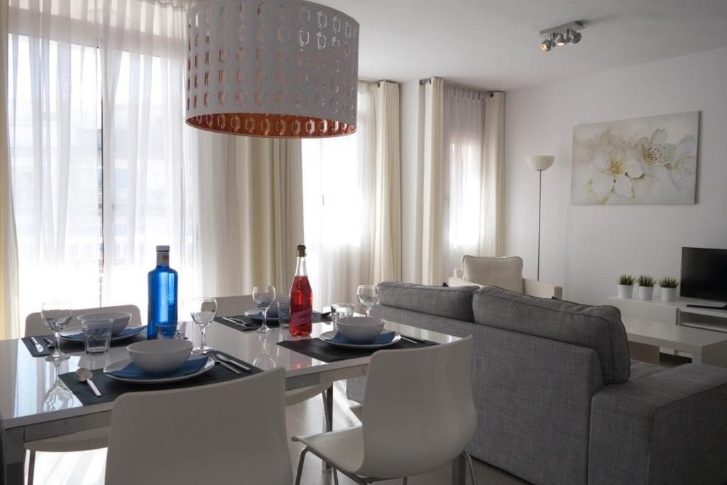 Warm Sands Apartment By Hello Homes Сиджес Экстерьер фото